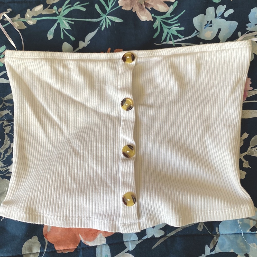 White crop top